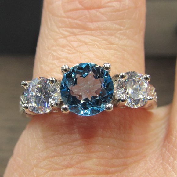 Jewelry - Size 6 Sterling Silver Stunning Topaz & CZ Ring